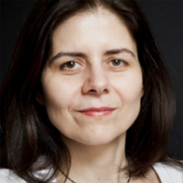 Photo of Emmanuelle Saada